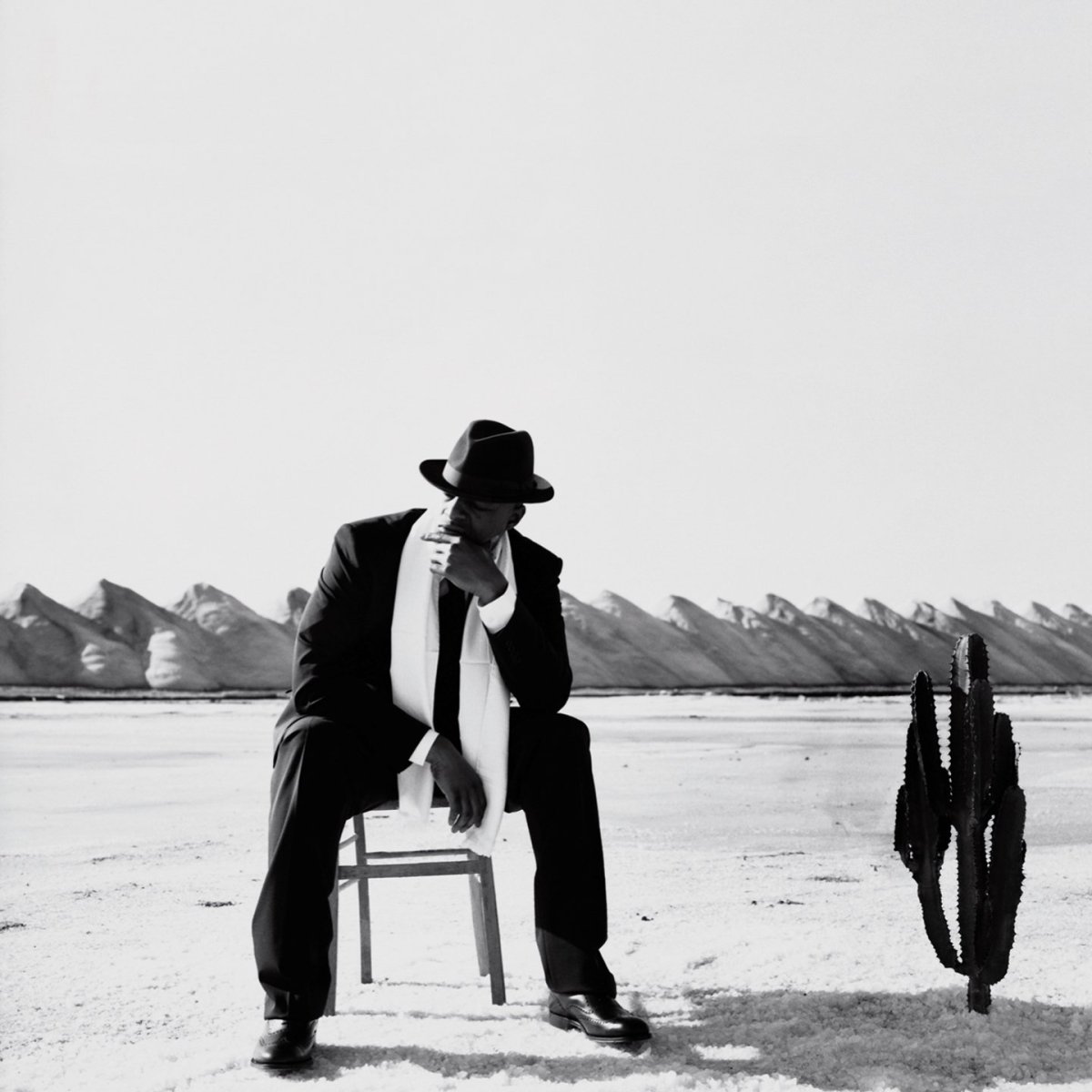 Asperges blanches et condiment à la&nbsp;moutarde